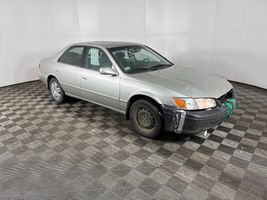 2000 Toyota Camry