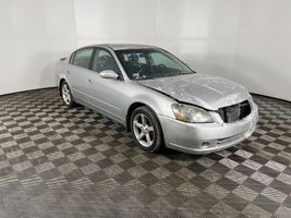 2005 NISSAN Altima