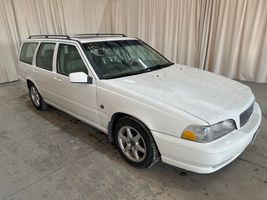 2000 Volvo V70