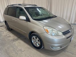 2004 Toyota Sienna