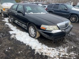 2006 Lincoln Town Car