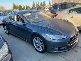 2013 TESLA Model S