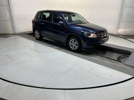 2013 VOLKSWAGEN Tiguan