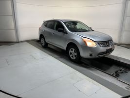 2010 NISSAN Rogue