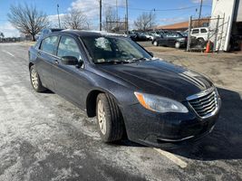 2011 Chrysler 200