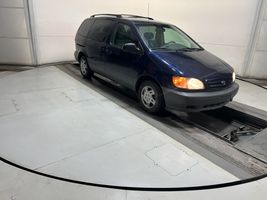 2003 Toyota Sienna