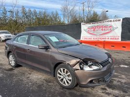 2013 VOLKSWAGEN JETTA