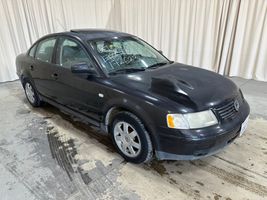 2001 VOLKSWAGEN Passat