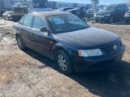 1999 VOLKSWAGEN Passat