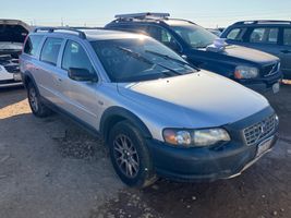 2004 Volvo XC70