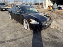 2010 NISSAN MAXIMA