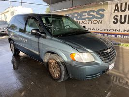 2006 Chrysler Town and Country