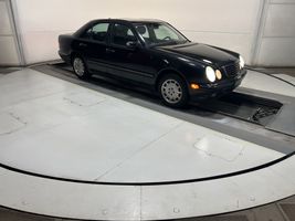 2001 Mercedes-Benz E-Class