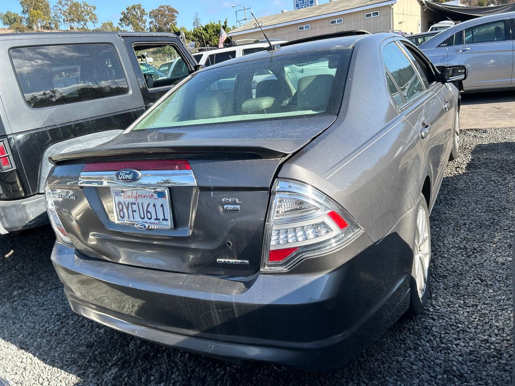 2011 Ford Fusion 2