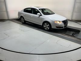 2009 VOLKSWAGEN Passat