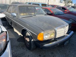 1983 Mercedes-Benz 300-Class