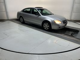 2004 NISSAN Altima