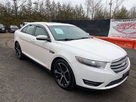 2015 Ford Taurus