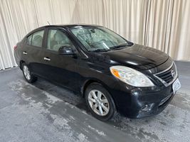 2012 NISSAN Versa