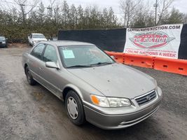 2000 Toyota Camry