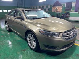 2013 Ford Taurus