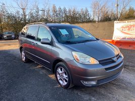 2004 Toyota Sienna