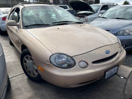 1997 Ford Taurus