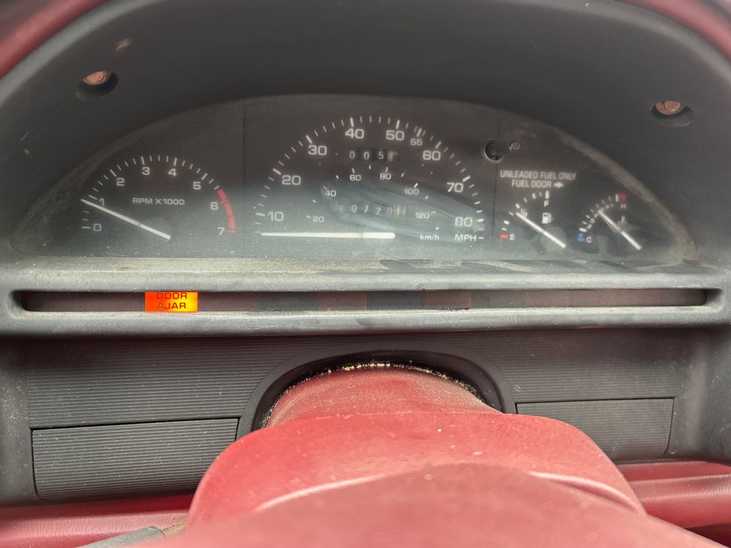 1992 Ford Tempo 4