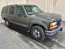 1999 GMC Suburban