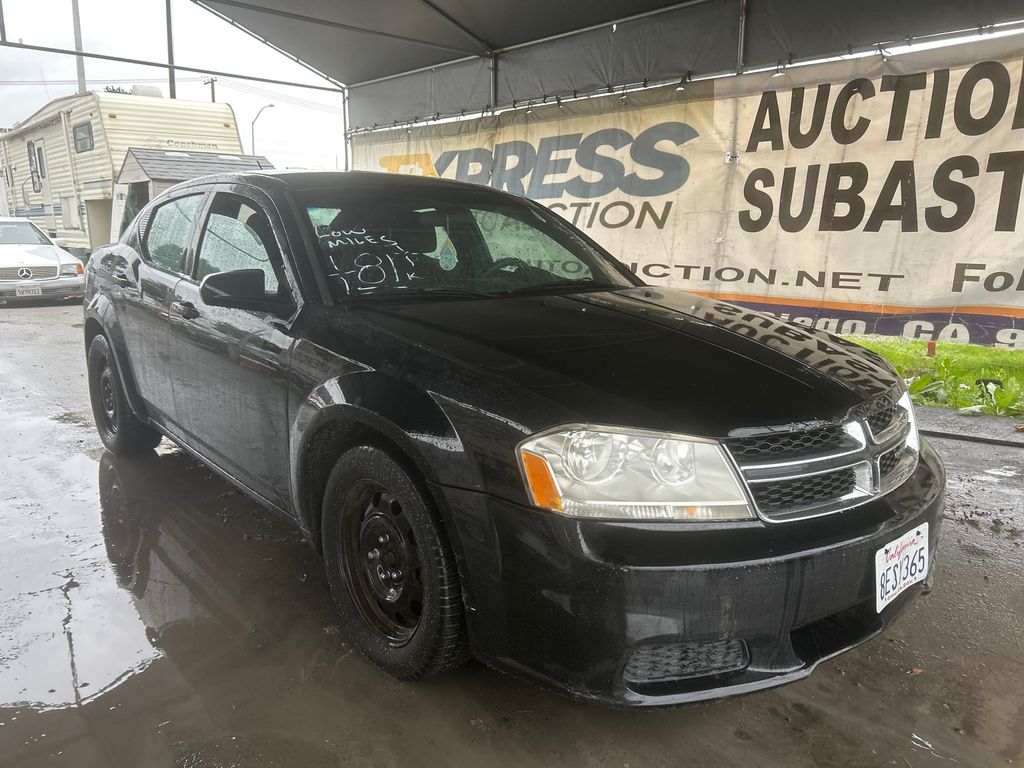 2013 Dodge Avenger 0