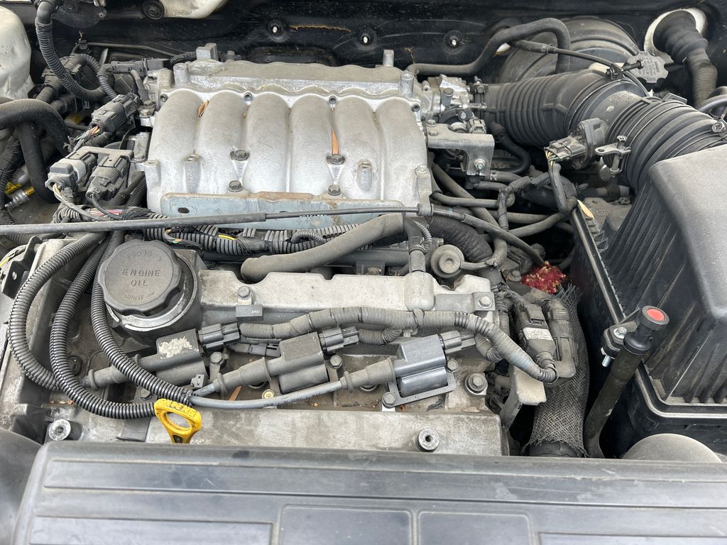 2004 Kia Sedona 9