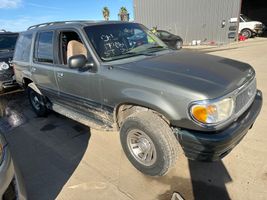 1999 Mercury Mountaineer