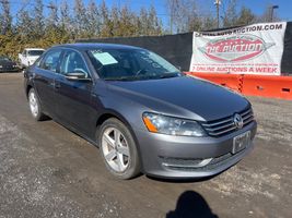 2014 VOLKSWAGEN Passat