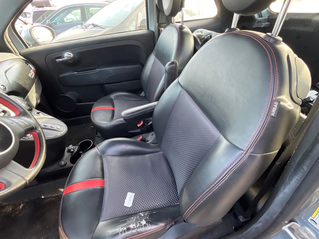 2015 FIAT 500 7