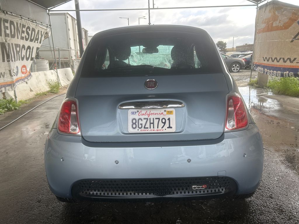 2015 FIAT 500 6