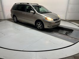 2004 Toyota Sienna