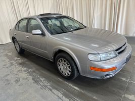 1999 NISSAN MAXIMA