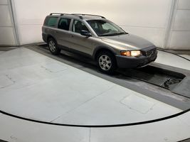 2003 Volvo XC70