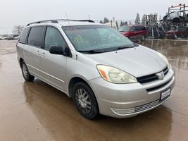 2004 Toyota Sienna