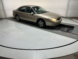 2001 Ford Taurus