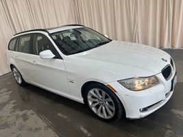 2011 BMW 3 Series