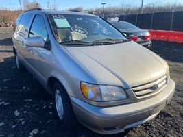 2002 Toyota Sienna