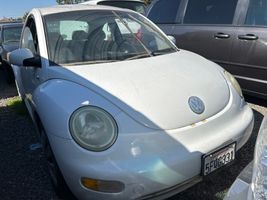 2002 VOLKSWAGEN New Beetle