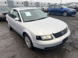 1998 VOLKSWAGEN Passat