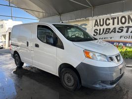 2015 NISSAN NV 200