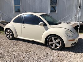 2006 VOLKSWAGEN New Beetle