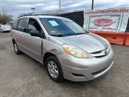 2006 Toyota Sienna