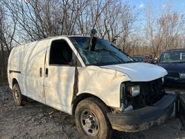 2005 Chevrolet G2500 Vans