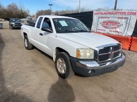 2005 Dodge Dakota