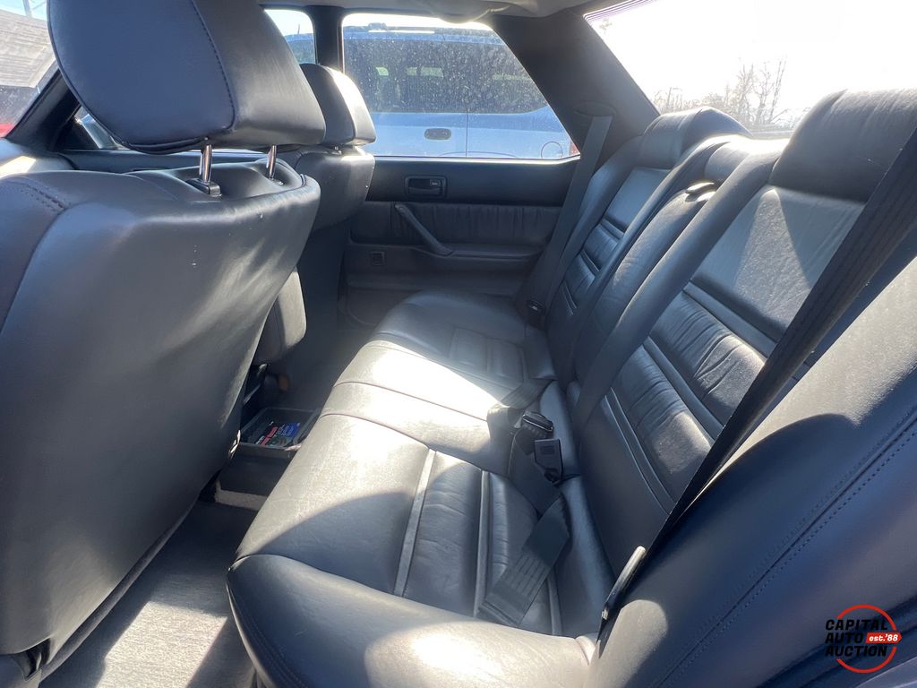 1991 Lexus ES 250 8